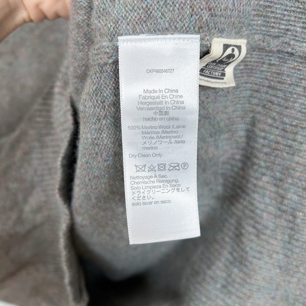 Madewell V-Neck Wool Sweater in Gray Taupe - Picture 5 of 7